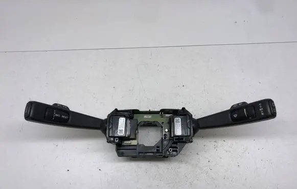 Volvo XC60 Wiper turn signal indicator stalk/switch 31264147 31264169 31264162