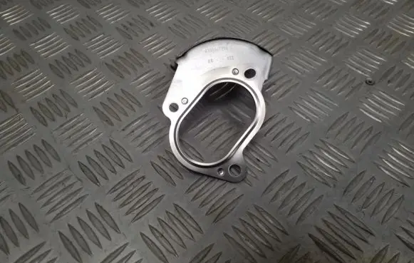 Nissan Juke I F15 Other engine bay part 8200947259