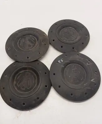 Volkswagen Transporter - Caravelle T5 Original wheel cap 7H0601151B