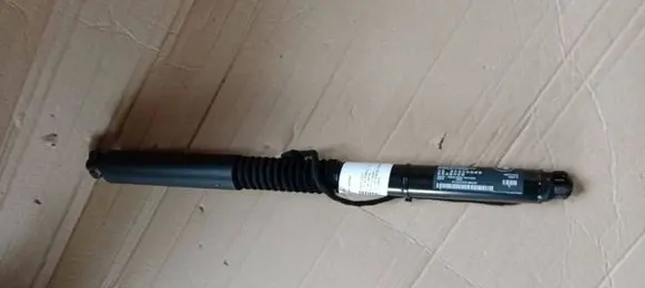 BMW X3 G01 Tailgate/trunk strut/damper 9482795 0LZZ078L 6810006669