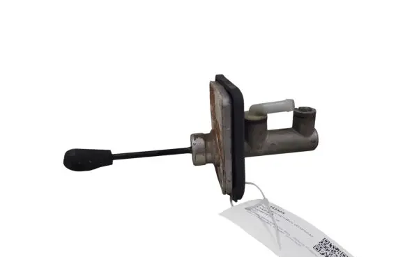 Hyundai i30 Clutch master cylinder