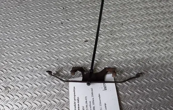 BMW 5 E39 Rear brake pad spring 
