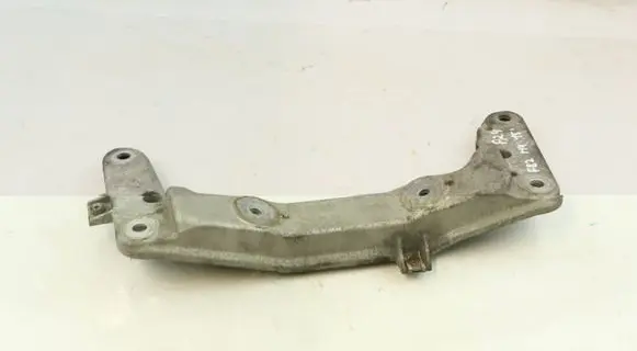 BMW M4 F82 F83 Gearbox mounting bracket 6796611 22326796611