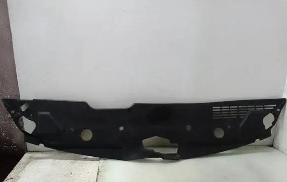 Toyota Corolla Verso E121 Engine bonnet/hood lock trim molding 