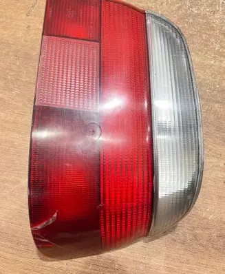 BMW 5 E39 Rear/tail lights 2496298 2VP00724008
