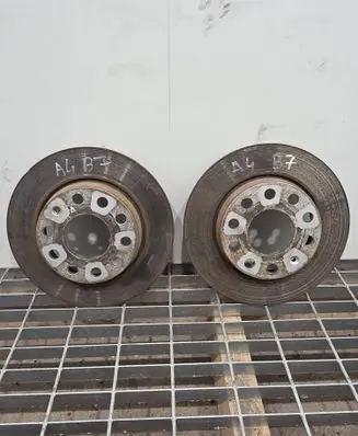 Audi A4 S4 B7 8E 8H Rear brake disc