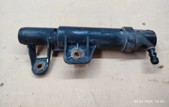 KIA Sorento Headlight washer pump 