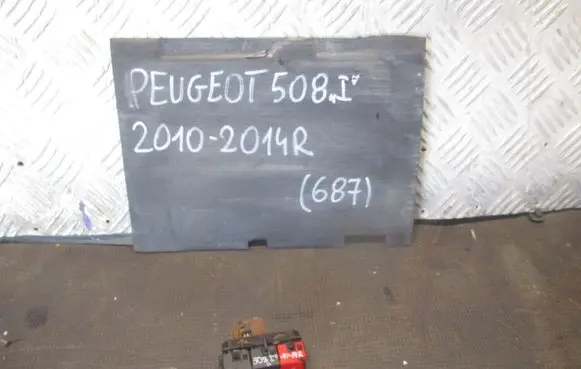 Peugeot 508 Tailgate/trunk/boot open switch 