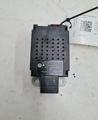 Volkswagen Golf Plus Aerial antenna amplifier 5M0035570B