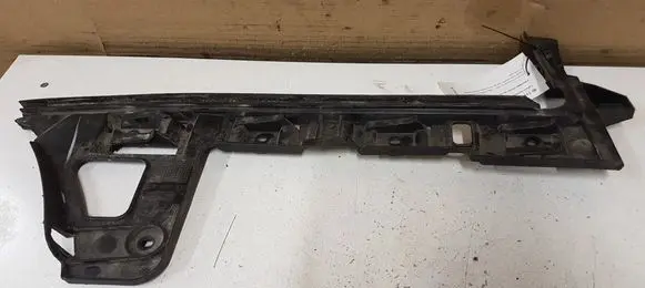 Volkswagen PASSAT B6 Rear bumper mounting bracket 3C9807393