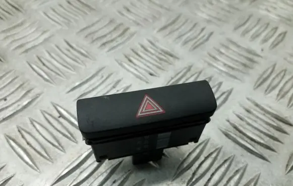 Volkswagen PASSAT B7 Hazard light switch 3AA9535091QB