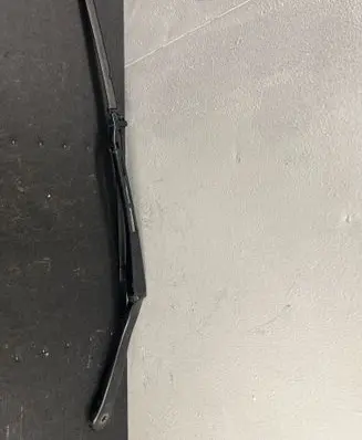 BMW 3 E90 E91 Windshield/front glass wiper blade 