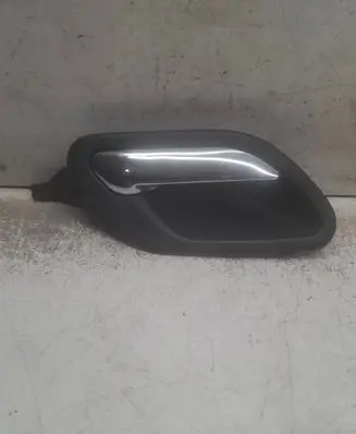 BMW 5 E39 Front door interior handle 8226050