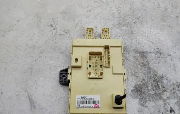 KIA Sportage Fuse module 919503W043 415B04032 3W043151100164