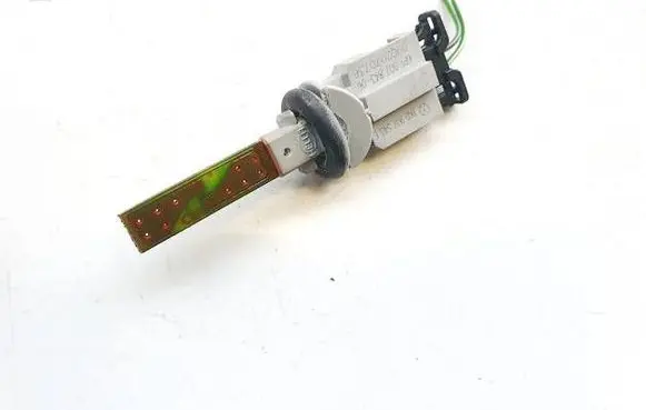 Volkswagen PASSAT B6 Interior temperature sensor 1K0907543E