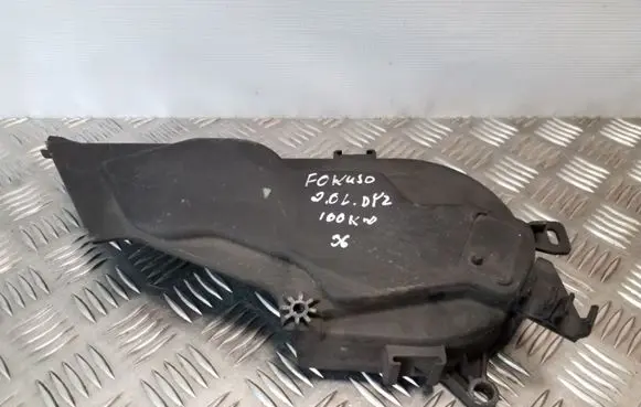 Ford Focus Timing belt guard (cover) 9655399580