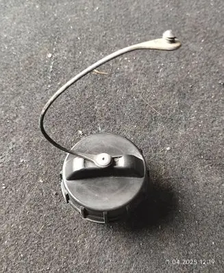 Mitsubishi Space Star Fuel tank filler cap 12121311440125