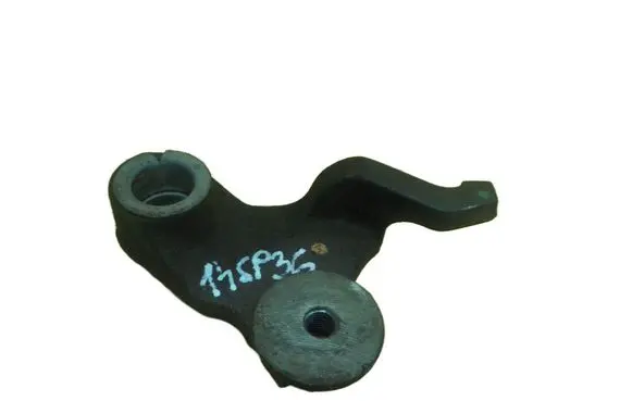 Mitsubishi Outlander Engine mounting bracket 