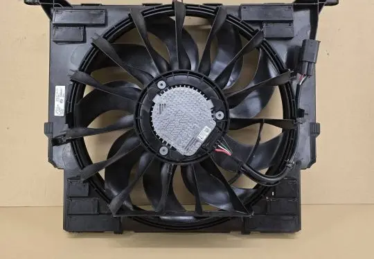 BMW 7 G11 G12 Fan set 22828110 8590051 16483155