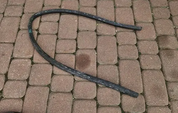 Opel Grandland X Engine hood trim 5O5P5L5E5X6077