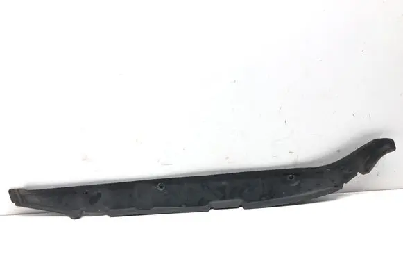 Audi Q7 4M Fender end trim 4M0821112