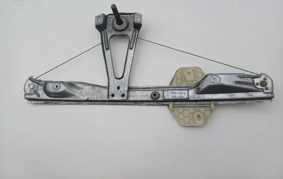 Renault Clio II Rear door manual window regulator 7700434303