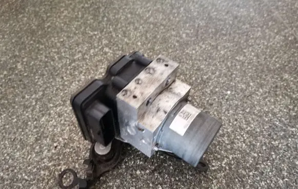 Audi A6 S6 C7 4G ABS Pump 4G0907379S