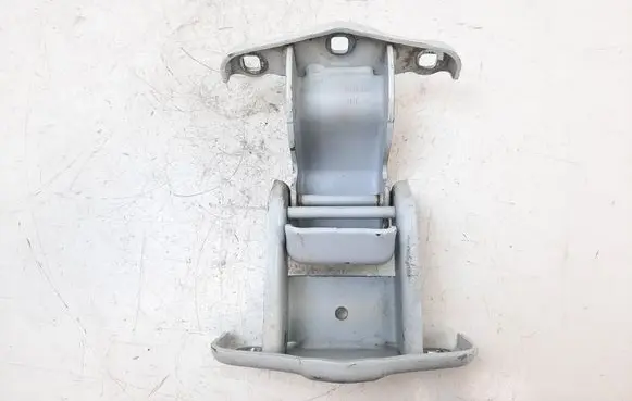 Opel Vivaro Loading door upper hinge 904006707R 93458938