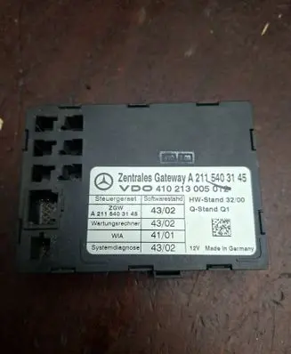 Mercedes-Benz E W211 Gateway control module A2115403145 410213005012