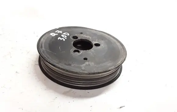 Audi Q7 4L Water pump pulley 059121031L