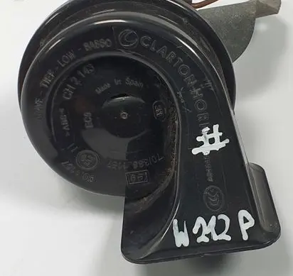 Mercedes-Benz E W212 Horn signal A0065421520