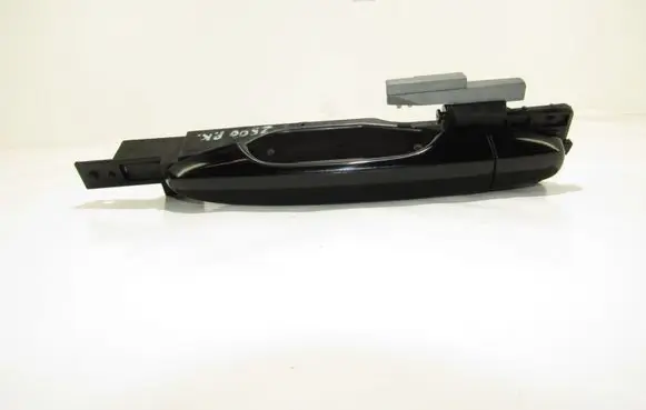 Honda CR-V Front door exterior handle
