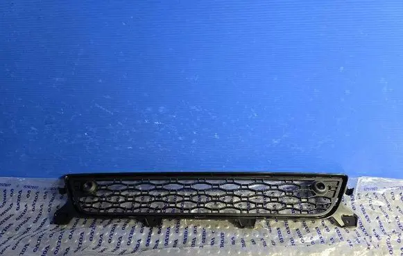 Volvo XC60 Front bumper lower grill 30763423