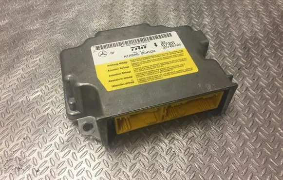 Mercedes-Benz B W245 Airbag control unit/module 1698206726