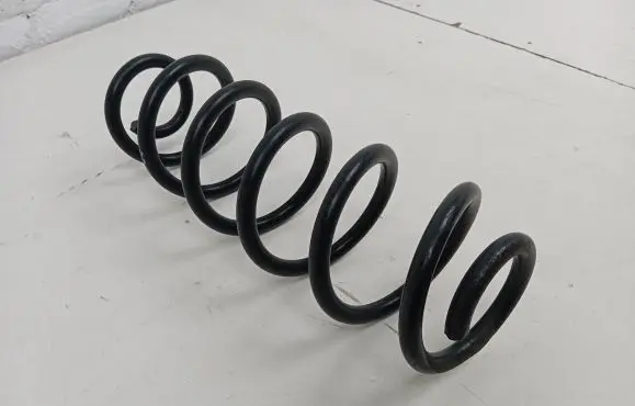 Toyota Prius (XW50) Rear coil spring