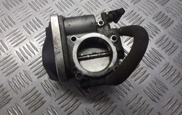 Opel Zafira B Throttle valve position sensor 55562380