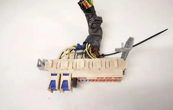 Nissan Micra Fuse box set