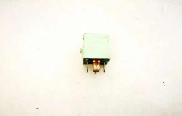 BMW 5 E39 Other relay 61368366600 61.36-8366600