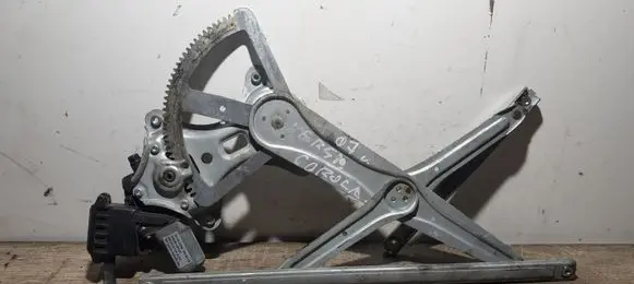 Rear door manual window regulator
