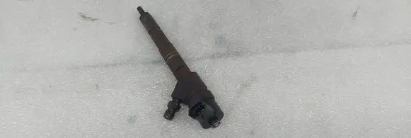 Fuel injector