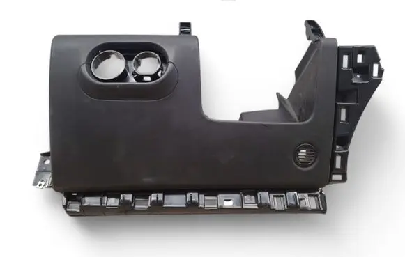 Maserati Levante Dashboard lower bottom trim panel 670043350