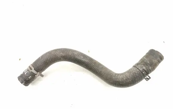 Chrysler Town & Country V Engine coolant pipe/hose
