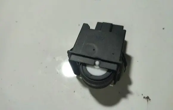 Audi A6 S6 C6 4F Headlight level height control switch 4F0941301A