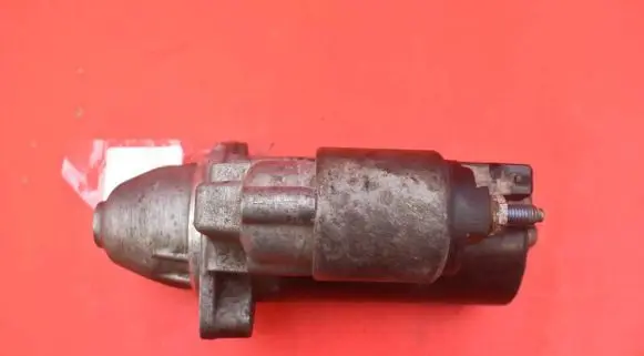 BMW 5 F10 F11 Starter motor 7638194