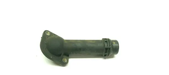 Volkswagen PASSAT B5 Engine coolant pipe/hose 06B121121