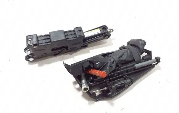 Audi A6 S6 C8 4K Lift Jack 4K0011215