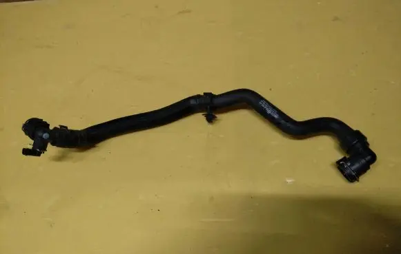 Peugeot 508 II Engine coolant pipe/hose 9822199280
