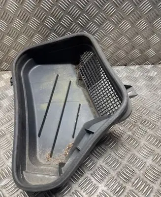 Mercedes-Benz SLK R172 Cabin air micro filter cap A1728300144