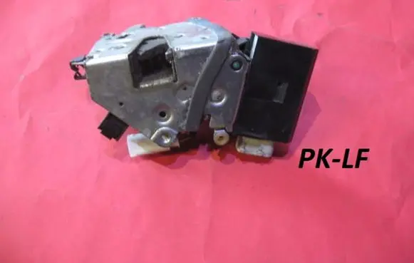 BMW 7 E38 Front door lock 8352165 67118352165