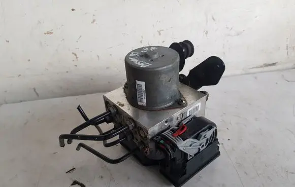 Volkswagen PASSAT B7 ABS Pump 3AA614109AG